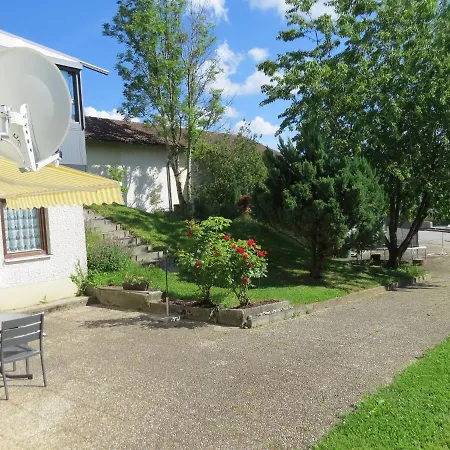 Apartmán Ferienwohnung Im Buchelsteiner Hof Grattersdorf